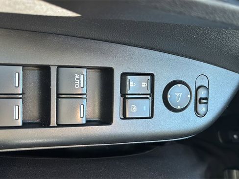 Used 2015 Honda CR-V EX image 13