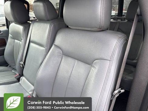 Used 2013 Ford F150 Lariat w/ Mid Equipment Group image 25