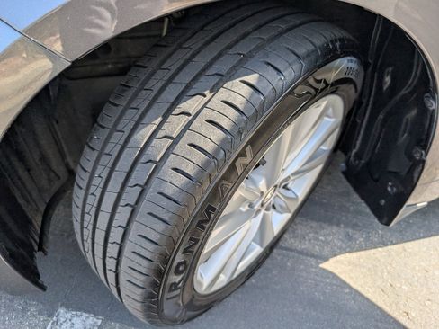 Used 2023 Toyota Corolla SE image 21