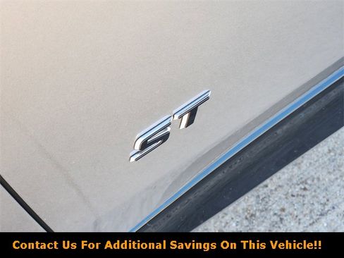 New 2026 Buick Envista Sport Touring image 8