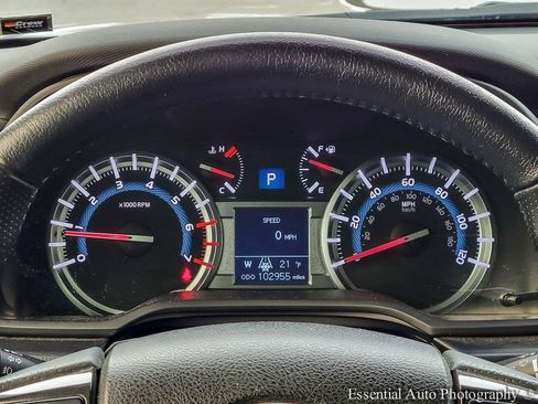 Used 2017 Toyota 4Runner TRD Off-Road Premium image 14