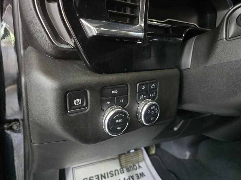 Used 2025 GMC Sierra 1500 SLT AWD/4WD image 34