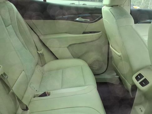 Used 2022 Buick Envision Preferred image 10