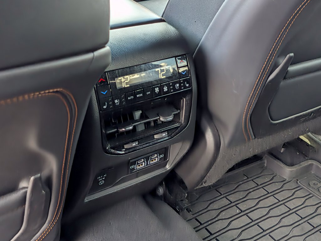 Certified 2023 Jeep Grand Cherokee L Summit AWD/4WD image 21