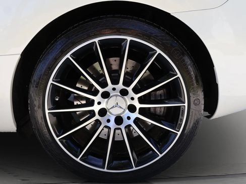 Used 2018 Mercedes-Benz SLC 43 AMG image 39