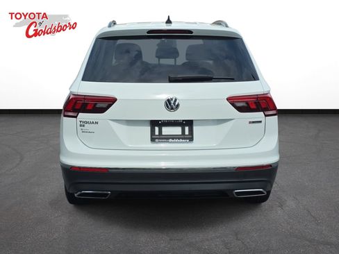 Used 2021 Volkswagen Tiguan SE AWD/4WD image 6