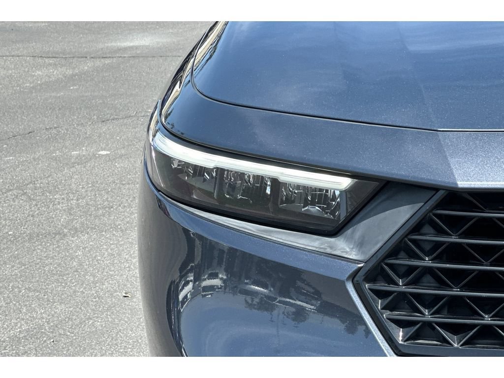 Used 2023 Honda Accord LX image 39