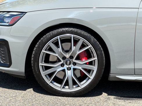 Used 2022 Audi S4 Premium Plus w/ Premium Plus Package AWD/4WD image 25