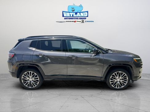 Certified 2022 Jeep Compass Limited w/ Elite Group AWD/4WD image 6