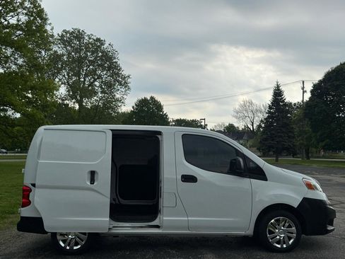 Used 2013 Nissan NV200 S w/ Cruise Control Pkg FWD image 23