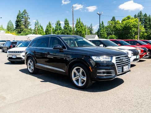 Used 2019 Audi Q7 3.0T Prestige AWD/4WD image 28