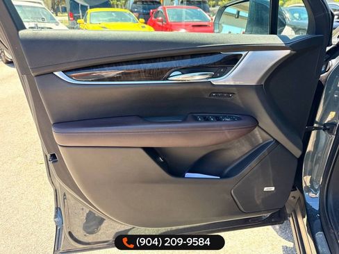 Used 2020 Cadillac XT6 Premium Luxury image 19