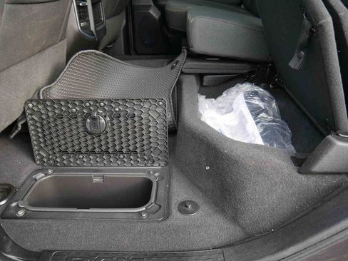 Certified 2025 RAM 3500 Big Horn image 17