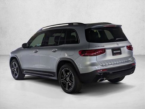 New 2026 Mercedes-Benz GLB 250 image 9