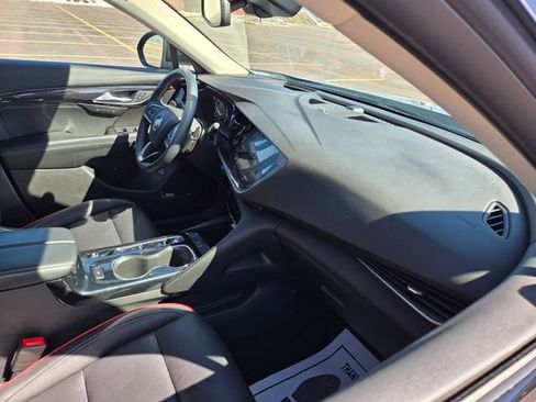 Used 2022 Buick Envision Essence w/ Technology Package I image 37