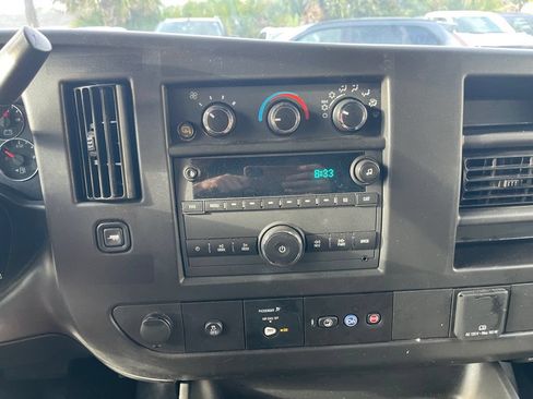 Used 2025 Chevrolet Express 2500 w/ Driver Convenience Package RWD image 20