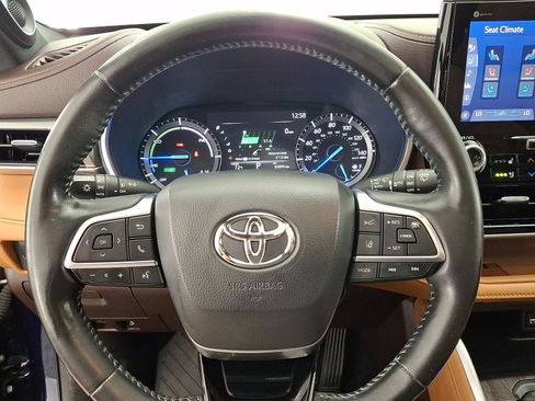 Used 2020 Toyota Highlander Platinum AWD/4WD image 8