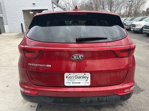 Used 2018 Kia Sportage LX w/ LX Popular Package image 5