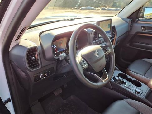 Used 2024 Ford Bronco Sport Outer Banks w/ Tech Package image 46