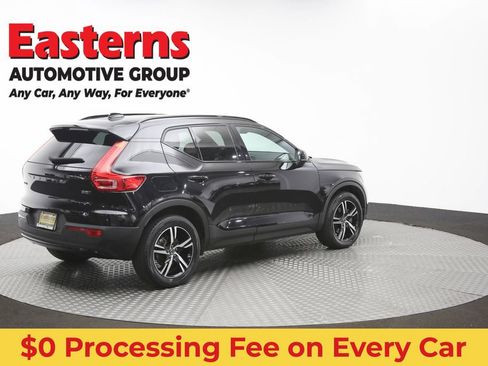 Used 2024 Volvo XC40 B5 Core AWD/4WD image 41