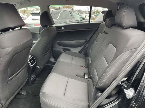 Used 2021 Kia Sportage LX image 11