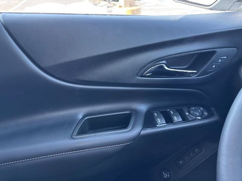 Used 2024 Chevrolet Equinox Premier image 14