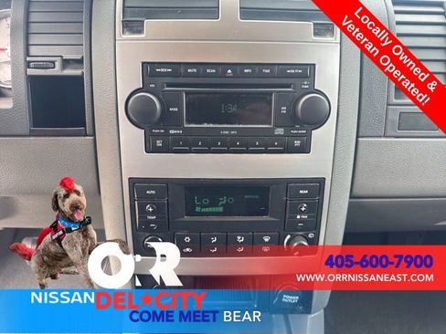 Used 2005 Dodge Durango Limited w/ Trailer Tow Group RWD image 18