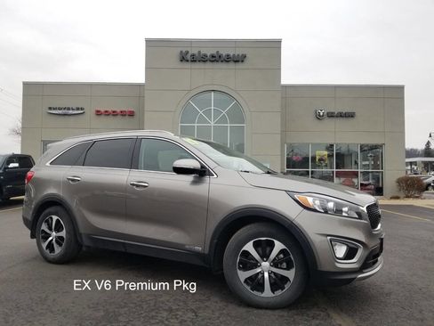 Used 2017 Kia Sorento EX w/ EX V6 Premium Package image 1