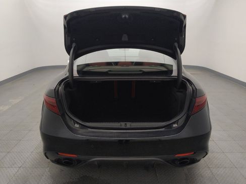 Used 2019 Alfa Romeo Giulia Ti Sport w/ Quick Order Package 22U Sport image 29