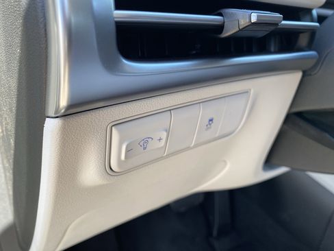 Certified 2026 Hyundai Tucson SE image 19