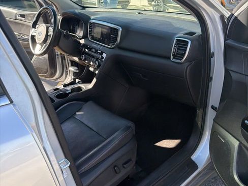 Certified 2020 Kia Sportage EX w/ Option Group 15 AWD/4WD image 5
