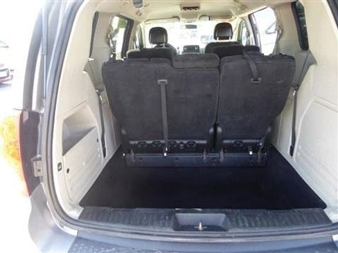 Used 2014 Dodge Grand Caravan SE w/ Quick Order Package 29E SE FWD image 24