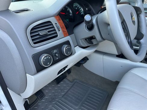 Used 2008 Chevrolet Silverado 2500 LTZ w/ Safety Package image 17