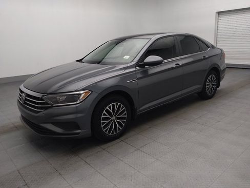 Used 2019 Volkswagen Jetta SEL FWD image 2
