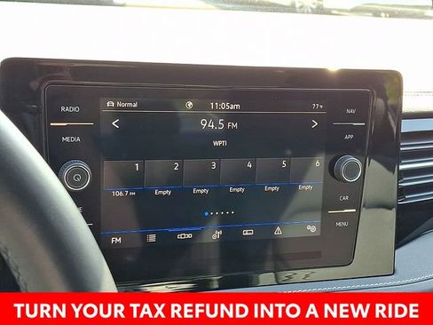 Used 2025 Volkswagen Jetta SEL image 18