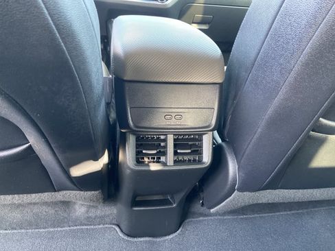Used 2025 Chevrolet Equinox LT w/ Convenience Package II AWD/4WD image 53