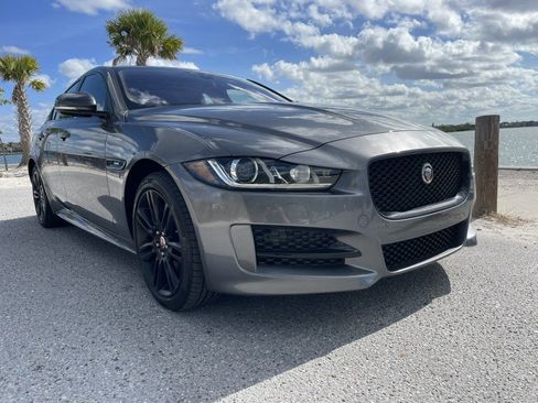 Used 2018 Jaguar XE R-Sport image 9