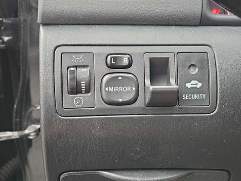 Used 2005 Toyota Corolla S FWD image 22