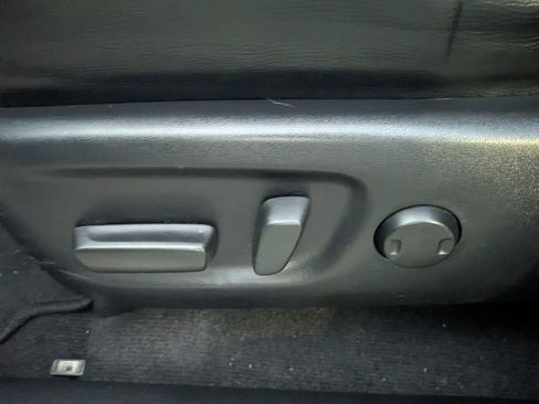 Used 2016 Toyota RAV4 Limited image 21