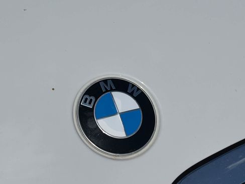 Used 2019 BMW 330i Sedan w/ Driving Assistance Package RWD image 5