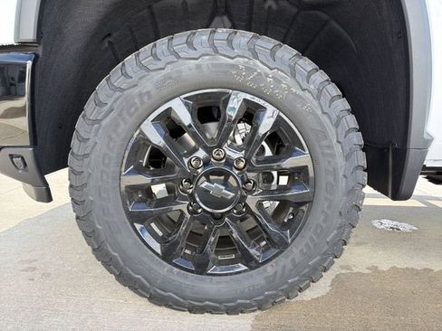 New 2026 Chevrolet Silverado 2500 LT w/ Trail Boss Package AWD/4WD image 11