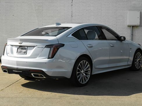 Used 2022 Cadillac CT5 Premium Luxury AWD/4WD image 8