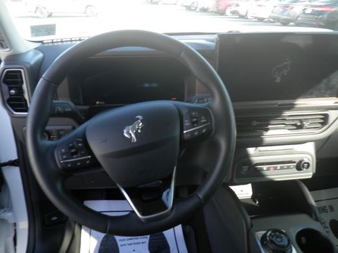 Certified 2025 Ford Bronco Sport Outer Banks w/ Outer Banks Tech Package+ image 19