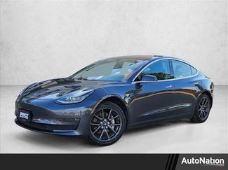 Used 2018 Tesla Model 3 Long Range video 1