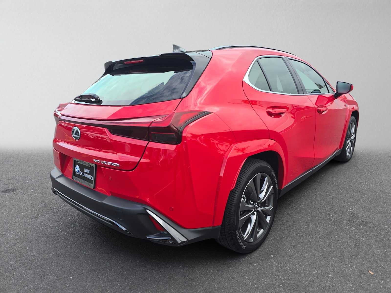 Used 2024 Lexus UX 250h F Sport AWD/4WD image 3
