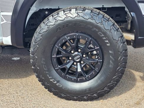 Used 2023 Ford F150 Raptor w/ Equipment Group 802A Raptor R AWD/4WD image 36