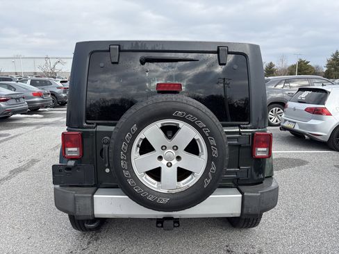 Used 2011 Jeep Wrangler Unlimited Sahara w/ Dual Top Group image 4