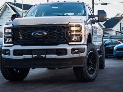 New 2026 Ford F250 Lariat w/ Black Appearance Package