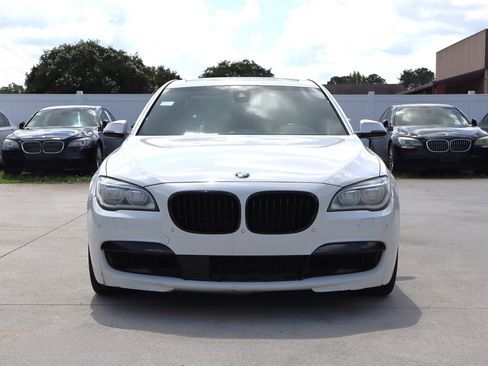 Used 2015 BMW 750i RWD image 2