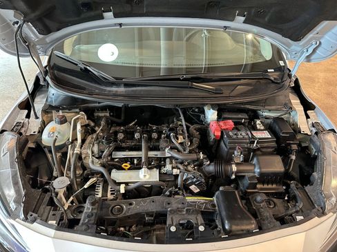 Used 2025 Nissan Versa SV FWD image 31